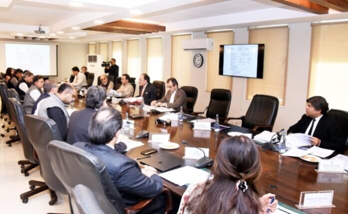 Finance Minister Stresses Focused Reforms, Strengthened Governance in Public Sector Enterprises