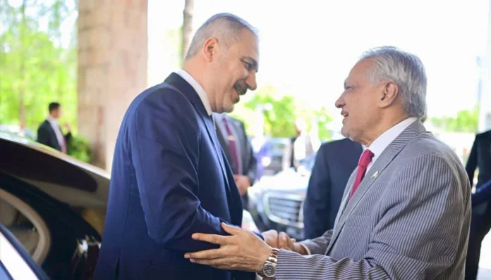 Pak Turk Pakistan and Turkiye vow to strengthen ties, eye $5 billion trade target