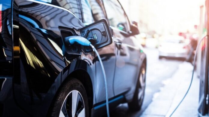 SAPM Haroon Akhtar Khan Chairs Meeting on Insurance Rates for Electric Vehicle Financing Scheme