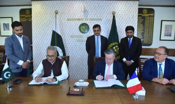 Signing of Grant Agreement worth Euro 12 million between Pakistan and AFD for “Capacity Building Project for Performance Improvement of WASA Lahore & Faisalabad