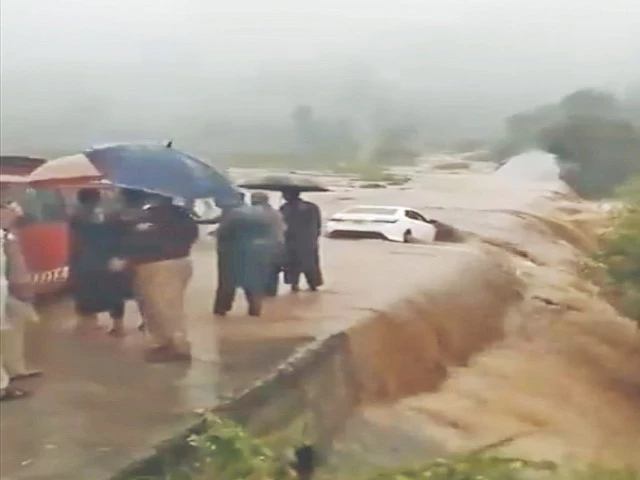 Ten dead, hundreds stranded as floods devastate AJK and Gilgit-Baltistan Ten dead, hundreds stranded as floods devastate AJK and Gilgit-Baltistan