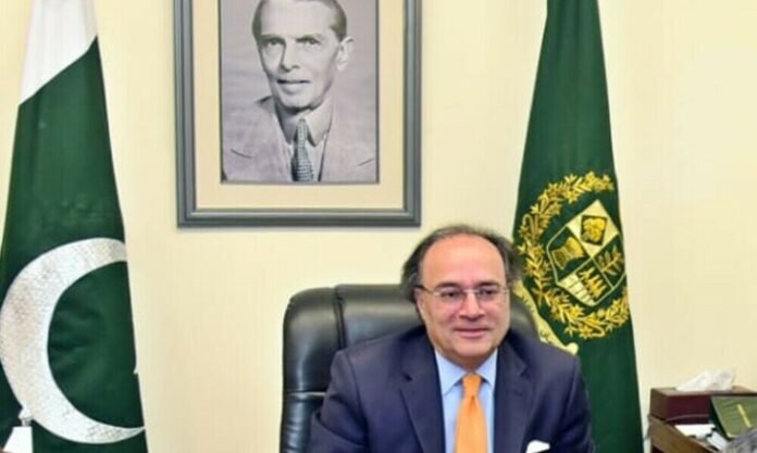aurangzeb IMF team to visit Pakistan in September as finance minister sees room for policy rate cuts