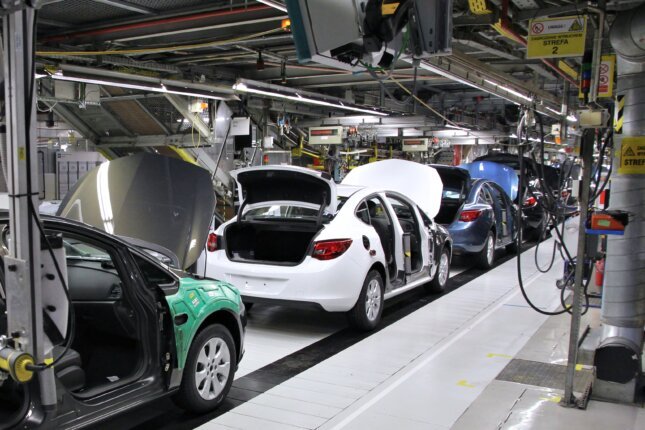 automobile US tariff cut opens new doors for Pakistan’s auto exports, says commerce minister