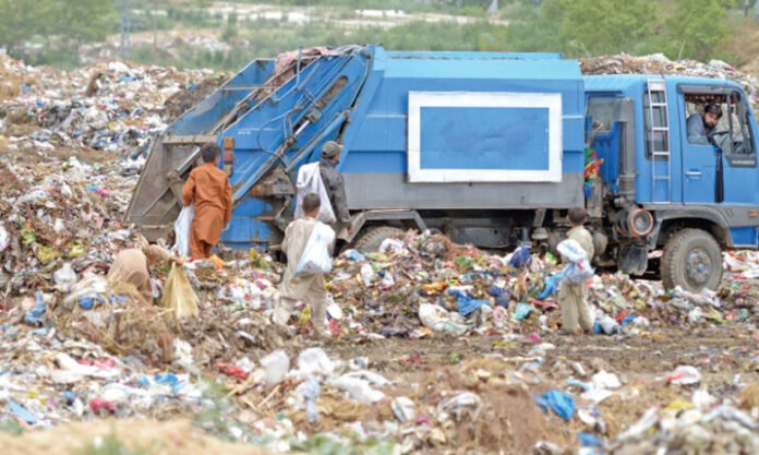 garbage truck rawalpindi Leaking garbage trucks in Rawalpindi trigger health hazards and public outrage
